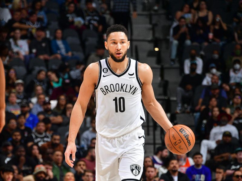 SAN ANTONIO, TX - JANUARY 17:  Ben Simmons #10 of the Brooklyn Nets dribbles the ball during the game against the San Antonio Spurs on January 17, 2023 at the AT&T Center in San Antonio, Texas. NOTE TO USER: User expressly acknowledges and agrees that, by downloading and or using this photograph, user is consenting to the terms and conditions of the Getty Images License Agreement. Mandatory Copyright Notice: Copyright 2022 NBAE (Photos by Michael Gonzales/NBAE via Getty Images)