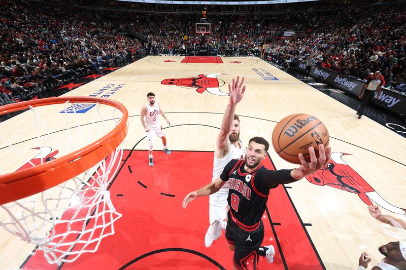 CHICAGO, IL - NOVEMBER 11: Zach LaVine #8 of the Chicago Bulls drives to the basket during the game against the Cleveland Cavaliers on November 11, 2024 at United Center in Chicago, Illinois. NOTE TO USER: User expressly acknowledges and agrees that, by downloading and or using this photograph, User is consenting to the terms and conditions of the Getty Images License Agreement. Mandatory Copyright Notice: Copyright 2024 NBAE (Photo by Jeff Haynes/NBAE via Getty Images)