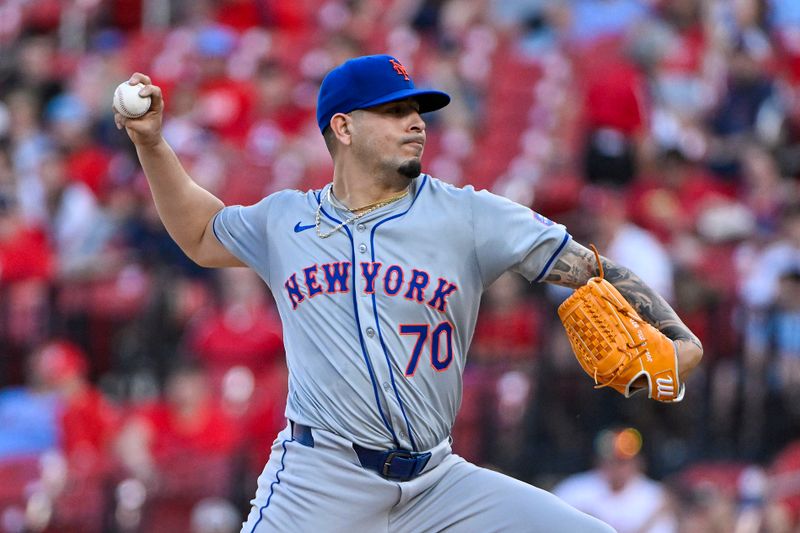 May 7, 2024; St. Louis, Missouri, USA;  New York Mets starting pitcher Jose Butto (70) pitches against the St. Louis Cardinals during the first inning at Busch Stadium. Mandatory Credit: Jeff Curry-USA TODAY Sports