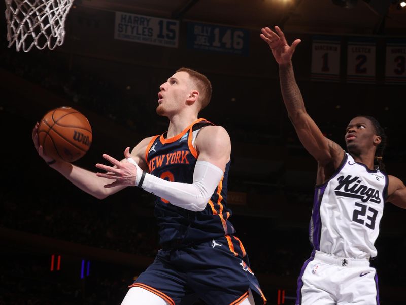 NEW YORK, NY - APRIL 4: Donte Divincenzo #0 of the New York Knicks drives to the basket during the game against the Sacramento Kings on April 4, 2024 at Madison Square Garden in New York City, New York.  NOTE TO USER: User expressly acknowledges and agrees that, by downloading and or using this photograph, User is consenting to the terms and conditions of the Getty Images License Agreement. Mandatory Copyright Notice: Copyright 2024 NBAE  (Photo by Nathaniel S. Butler/NBAE via Getty Images)