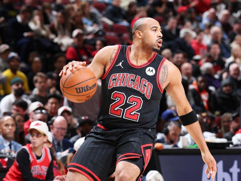 CHICAGO, IL - DECEMBER 6: Talen Horton-Tucker #22 of the Chicago Bulls looks to pass the ball during the game Indiana Pacers on December 6, 2024 at United Center in Chicago, Illinois. NOTE TO USER: User expressly acknowledges and agrees that, by downloading and or using this photograph, User is consenting to the terms and conditions of the Getty Images License Agreement. Mandatory Copyright Notice: Copyright 2024 NBAE (Photo by Jeff Haynes/NBAE via Getty Images)