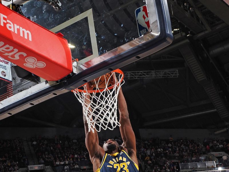 INDIANAPOLIS, IN - JANUARY 3: Aaron Nesmith #23 of the Indiana Pacers dunks the ball during the game against the Milwaukee Bucks on January 3, 2024 at Gainbridge Fieldhouse in Indianapolis, Indiana. NOTE TO USER: User expressly acknowledges and agrees that, by downloading and or using this Photograph, user is consenting to the terms and conditions of the Getty Images License Agreement. Mandatory Copyright Notice: Copyright 2024 NBAE (Photo by Ron Hoskins/NBAE via Getty Images)