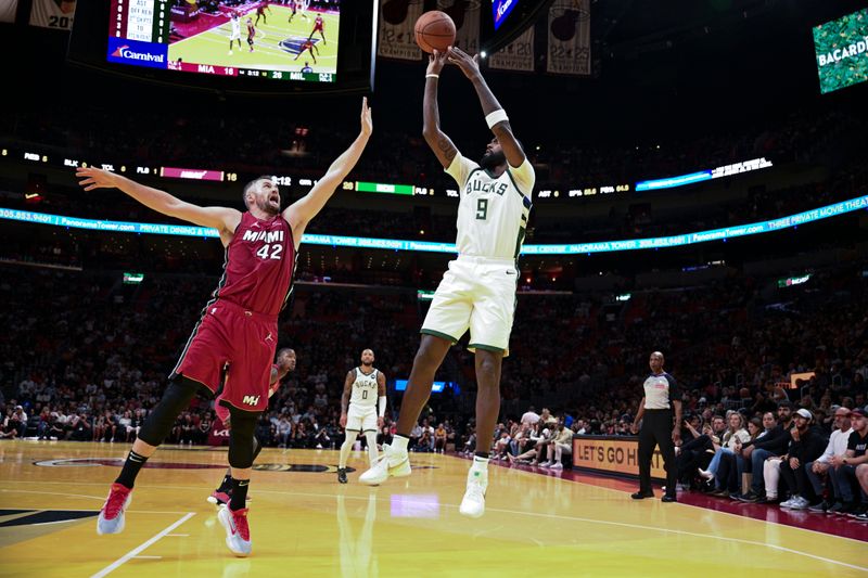 MIAMI, FL - NOVEMBER 26:  Bobby Portis #9 of the Milwaukee Bucks shoots the ball during an NBA Cup game against the Miami Heat on November 26, 2024 at Kaseya Center in Miami, Florida. NOTE TO USER: User expressly acknowledges and agrees that, by downloading and or using this Photograph, user is consenting to the terms and conditions of the Getty Images License Agreement. Mandatory Copyright Notice: Copyright 2024 NBAE (Photo by Chris Tilley/NBAE via Getty Images)