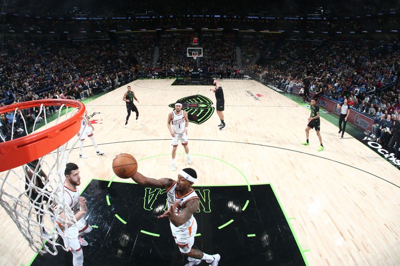 NEW ORLEANS, LA - JANUARY 19: Bradley Beal #3 of the Phoenix Suns grabs a rebound during the game against the New Orleans Pelicans on January 19, 2024 at the Smoothie King Center in New Orleans, Louisiana. NOTE TO USER: User expressly acknowledges and agrees that, by downloading and or using this Photograph, user is consenting to the terms and conditions of the Getty Images License Agreement. Mandatory Copyright Notice: Copyright 2024 NBAE (Photo by Layne Murdoch Jr./NBAE via Getty Images)