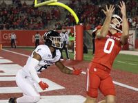 Cincinnati Bearcats to Unleash Fury on Houston Cougars in Nippert Stadium Showdown