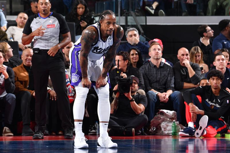 INGLEWOOD, CA - NOVEMBER 22: DeMar DeRozan #10 of the Sacramento Kings looks on during the game against the LA Clippers during the Emirates NBA Cup game on November 22, 2024 at the Intuit Dome in Los Angeles, California. NOTE TO USER: User expressly acknowledges and agrees that, by downloading and/or using this Photograph, user is consenting to the terms and conditions of the Getty Images License Agreement. Mandatory Copyright Notice: Copyright 2024 NBAE (Photo by Juan Ocampo/NBAE via Getty Images)