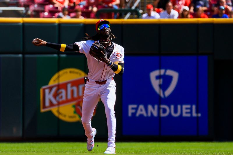 Sep 1, 2024; Cincinnati, Ohio, USA; Cincinnati Reds shortstop Elly De La Cruz (44) throws to first to get Milwaukee Brewers outfielder Jackson Chourio (not pictured) out in the first inning at Great American Ball Park. Mandatory Credit: Katie Stratman-USA TODAY Sports