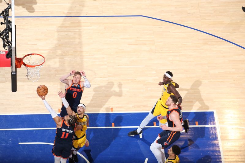 NEW YORK, NY - FEBRUARY 1: Jalen Brunson #11 of the New York Knicks drives to the basket during the game against the Indiana Pacers on February 1, 2024 at Madison Square Garden in New York City, New York.  NOTE TO USER: User expressly acknowledges and agrees that, by downloading and or using this photograph, User is consenting to the terms and conditions of the Getty Images License Agreement. Mandatory Copyright Notice: Copyright 2024 NBAE  (Photo by Nathaniel S. Butler/NBAE via Getty Images)