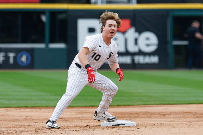 May 1, 2025; Chicago, Illinois, USA; Chicago White Sox shortstop Chase Meidroth (10) reacts after hitting a double against the Milwaukee Brewers during the first inning at Rate Field. Mandatory Credit: Kamil Krzaczynski-Imagn Images