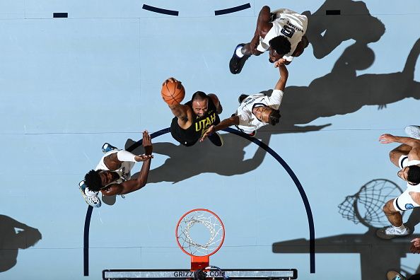 MEMPHIS, TN - NOVEMBER 29:  Talen Horton-Tucker #5 of the Utah Jazz goes to the basket during the game on November 29, 2023 at FedExForum in Memphis, Tennessee. NOTE TO USER: User expressly acknowledges and agrees that, by downloading and or using this photograph, User is consenting to the terms and conditions of the Getty Images License Agreement. Mandatory Copyright Notice: Copyright 2023 NBAE (Photo by Joe Murphy/NBAE via Getty Images)