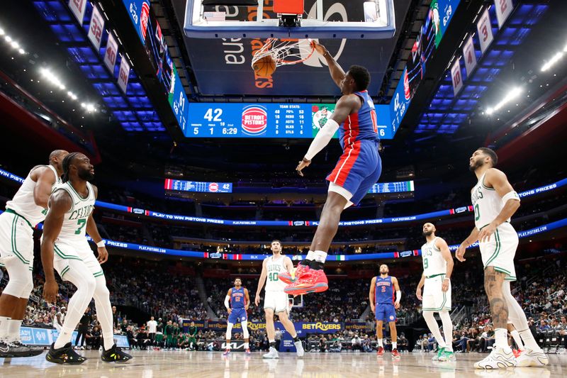 DETROIT, MI - OCTOBER 26:  Jalen Duren #0 of the Detroit Pistons dunks the ball during the game against the Boston Celtics during a regular season game on October 26, 2024 at Little Caesars Arena in Detroit, Michigan. NOTE TO USER: User expressly acknowledges and agrees that, by downloading and/or using this photograph, User is consenting to the terms and conditions of the Getty Images License Agreement. Mandatory Copyright Notice: Copyright 2024 NBAE (Photo by Brian Sevald/NBAE via Getty Images)