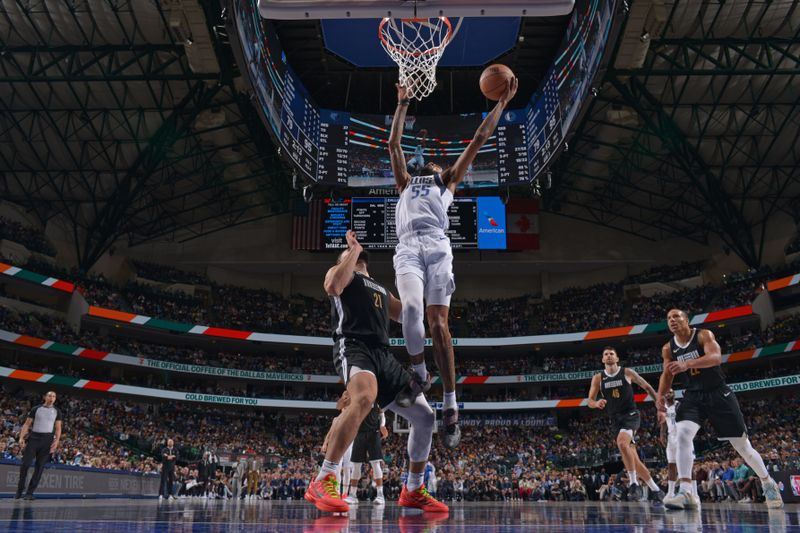 DALLAS, TX - JANUARY 9: Derrick Jones Jr. #55 of the Dallas Mavericks shoots the ball during the game against the Memphis Grizzlies on January 9, 2024 at the American Airlines Center in Dallas, Texas. NOTE TO USER: User expressly acknowledges and agrees that, by downloading and or using this photograph, User is consenting to the terms and conditions of the Getty Images License Agreement. Mandatory Copyright Notice: Copyright 2024 NBAE (Photo by Glenn James/NBAE via Getty Images)