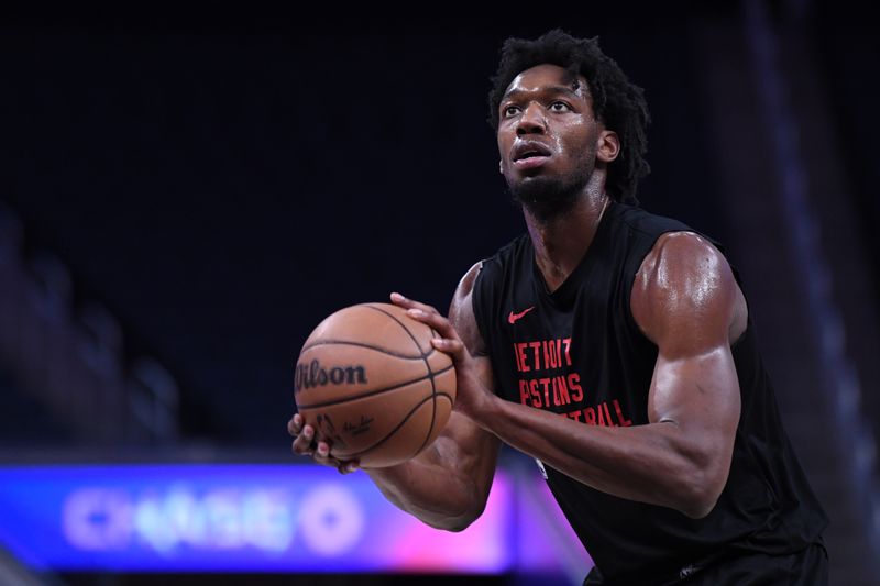 SAN FRANCISCO, CA - JANUARY 5: James Wiseman #13 of the Detroit Pistons warms up before the game against the Golden State Warriors on January 5, 2024 at Chase Center in San Francisco, California. NOTE TO USER: User expressly acknowledges and agrees that, by downloading and or using this photograph, user is consenting to the terms and conditions of Getty Images License Agreement. Mandatory Copyright Notice: Copyright 2024 NBAE (Photo by Noah Graham/NBAE via Getty Images)