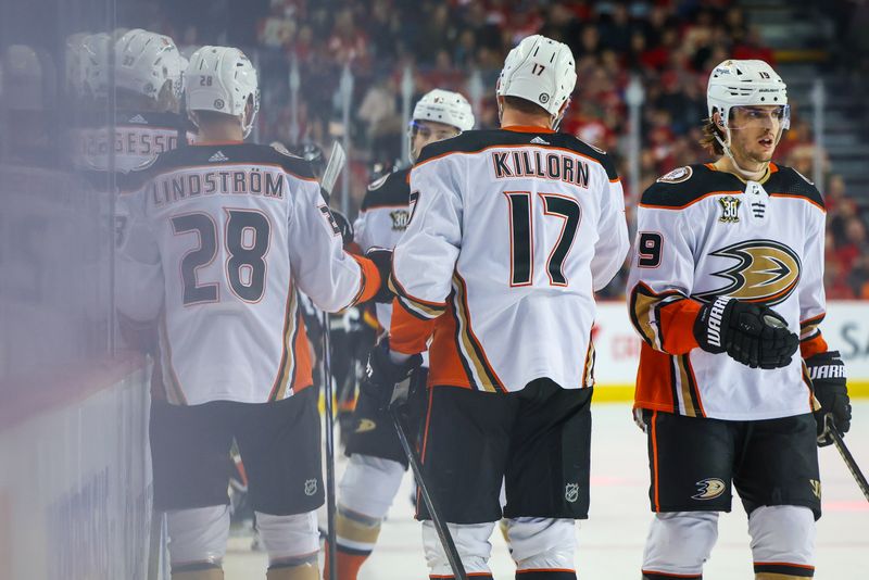 Apr 2, 2024; Calgary, Alberta, CAN; Anaheim Ducks left wing Alex Killorn (17) celebrates his goal with teammates against the Calgary Flames during the third period at Scotiabank Saddledome. Mandatory Credit: Sergei Belski-USA TODAY Sports