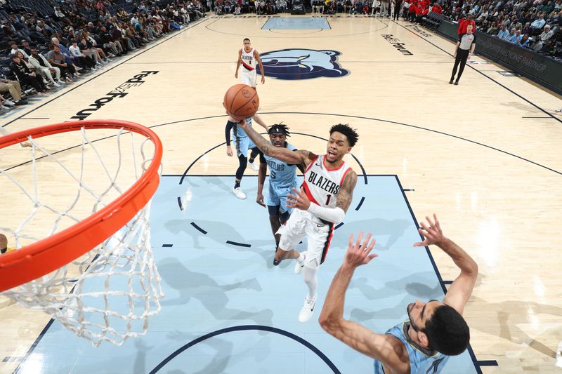 MEMPHIS, TN - MARCH 2: Anfernee Simons #1 of the Portland Trail Blazers shoots the ball during the game against the Memphis Grizzlies  on March 2, 2024 at FedExForum in Memphis, Tennessee. NOTE TO USER: User expressly acknowledges and agrees that, by downloading and or using this photograph, User is consenting to the terms and conditions of the Getty Images License Agreement. Mandatory Copyright Notice: Copyright 2024 NBAE (Photo by Joe Murphy/NBAE via Getty Images)