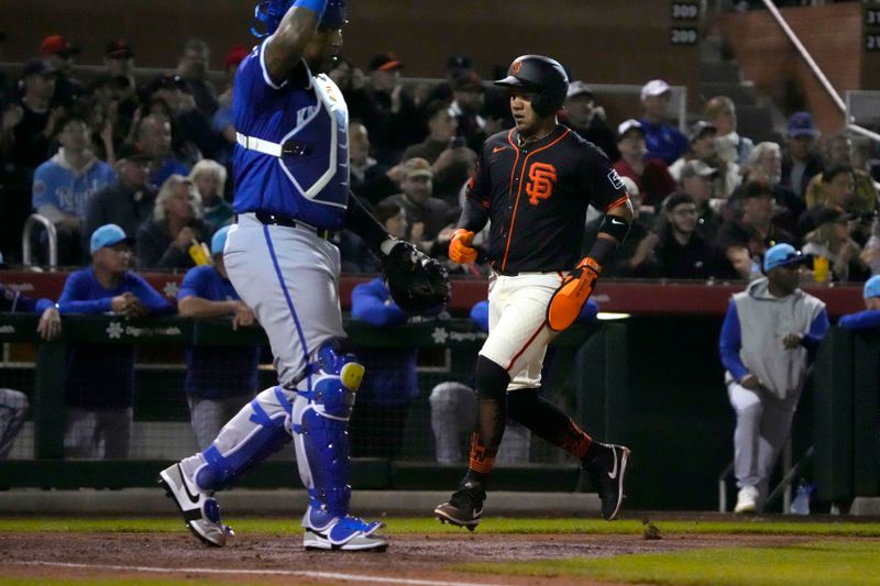 Mar 19, 2024; Scottsdale, Arizona, USA; San Francisco Giants second baseman Thairo Estrada (39) scores a run against the Kansas City Royals in the second inning at Scottsdale Stadium. Mandatory Credit: Rick Scuteri-USA TODAY Sports