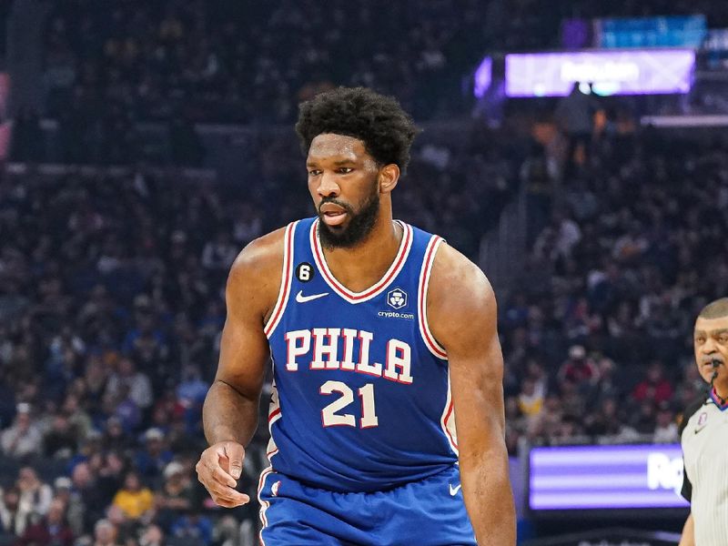 SAN FRANCISCO, CA - MARCH 24: Joel Embiid #21 of the Philadelphia 76ers dribbles the ball in the first quarter against the Golden State Warriors at Chase Center on March 24, 2023 in San Francisco, California. NOTE TO USER: User expressly acknowledges and agrees that, by downloading and/or using this photograph, User is consenting to the terms and conditions of the Getty Images License Agreement. (Photo by Kavin Mistry/Getty Images)