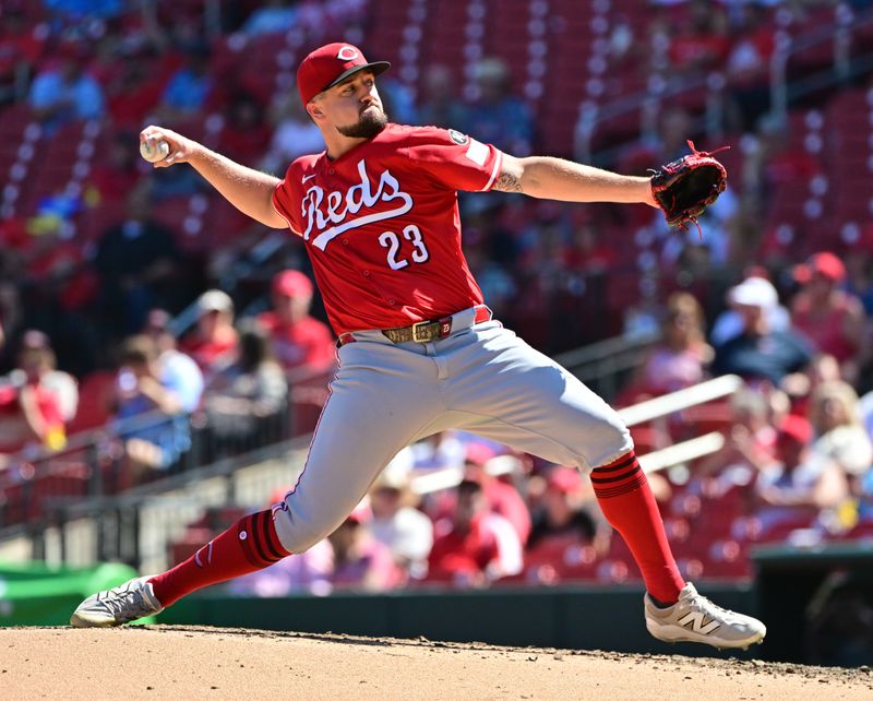 Sep 17, 2025; St. Louis, Missouri, USA; Cincinnati Reds pitcher Graham Ashcraft (23) pitches in relief in the sixth inning against the St. Louis Cardinals at Busch Stadium. Mandatory Credit: Tim Vizer-Imagn Images