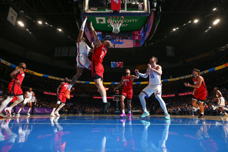 OKLAHOMA CITY, OK - OCTOBER 9: Jalen Williams #8 of the Oklahoma City Thunder shoots the ball during the game against the Houston Rockets during a NBA pre season game on October 9, 2024 at Paycom Center in Oklahoma City, Oklahoma. NOTE TO USER: User expressly acknowledges and agrees that, by downloading and or using this photograph, User is consenting to the terms and conditions of the Getty Images License Agreement. Mandatory Copyright Notice: Copyright 2024 NBAE (Photo by Zach Beeker/NBAE via Getty Images)