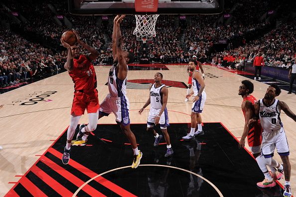 PORTLAND, OR - DECEMBER 26: Jabari Walker #34 of the Portland Trail Blazers drives to the basket during the game against the Sacramento Kings on December 26, 2023 at the Moda Center Arena in Portland, Oregon. NOTE TO USER: User expressly acknowledges and agrees that, by downloading and or using this photograph, user is consenting to the terms and conditions of the Getty Images License Agreement. Mandatory Copyright Notice: Copyright 2023 NBAE (Photo by Cameron Browne/NBAE via Getty Images)