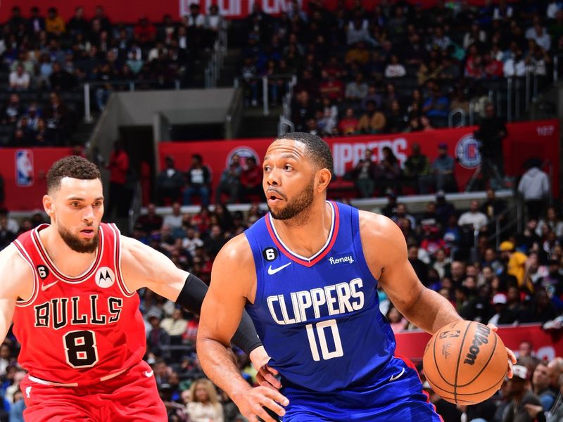 LOS ANGELES, CA - MARCH 27: Eric Gordon #10 of the LA Clippers moves the ball during the game against the Chicago Bulls on March 27, 2023 at Crypto.Com Arena in Los Angeles, California. NOTE TO USER: User expressly acknowledges and agrees that, by downloading and/or using this Photograph, user is consenting to the terms and conditions of the Getty Images License Agreement. Mandatory Copyright Notice: Copyright 2023 NBAE (Photo by Adam Pantozzi/NBAE via Getty Images)