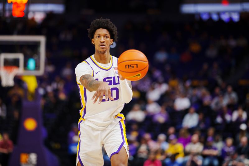 Feb 4, 2023; Baton Rouge, Louisiana, USA; LSU Tigers forward Derek Fountain (20) passes the ball against the Alabama Crimson Tide during the first half at Pete Maravich Assembly Center. Mandatory Credit: Andrew Wevers-USA TODAY Sports