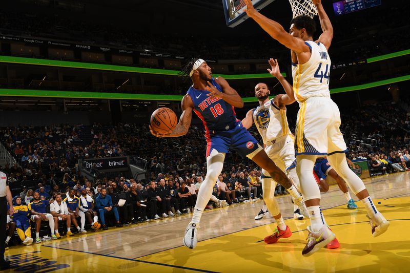 SAN FRANCISCO, CA - OCTOBER 13: Lamar Stevens #18 of the Detroit Pistons passes the ball during the game against the Golden State Warriorsduring a NBA Preseason game on October 13, 2024 at Chase Center in San Francisco, California. NOTE TO USER: User expressly acknowledges and agrees that, by downloading and or using this photograph, user is consenting to the terms and conditions of Getty Images License Agreement. Mandatory Copyright Notice: Copyright 2024 NBAE (Photo by Noah Graham/NBAE via Getty Images)