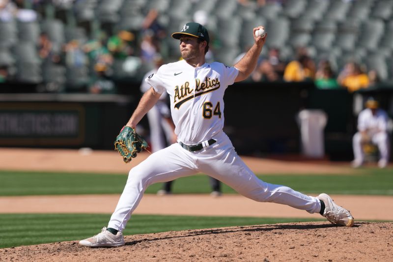 Padres Poised for Victory Against Athletics: Betting Odds Favor San Diego