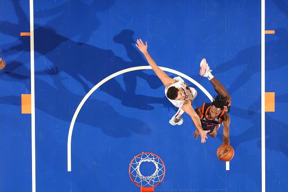 NEW YORK, NY - NOVEMBER 1: Immanuel Quickley #5 of the New York Knicks shoots the ball during the game against the Cleveland Cavaliers on November 1, 2023 at Madison Square Garden in New York City, New York.  NOTE TO USER: User expressly acknowledges and agrees that, by downloading and or using this photograph, User is consenting to the terms and conditions of the Getty Images License Agreement. Mandatory Copyright Notice: Copyright 2023 NBAE  (Photo by Nathaniel S. Butler/NBAE via Getty Images)