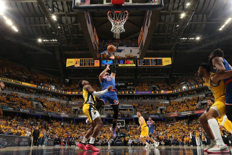 INDIANAPOLIS, IN - MAY 27:  Jalen Brunson #11 of the New York Knicks shoots the ball during the game against the Indiana Pacers  during Game 4 of the 2025 Eastern Conference Finals on May 27, 2025 at Gainbridge Fieldhouse in Indianapolis, Indiana. NOTE TO USER: User expressly acknowledges and agrees that, by downloading and or using this Photograph, user is consenting to the terms and conditions of the Getty Images License Agreement. Mandatory Copyright Notice: Copyright 2025 NBAE (Photo by Nathaniel S. Butler/NBAE via Getty Images)