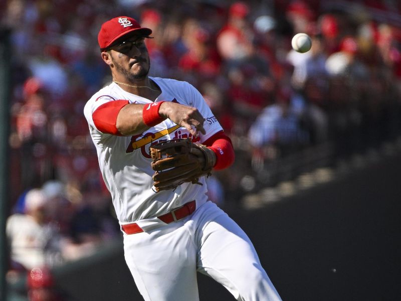 Aug 5, 2024; St. Louis, Missouri, USA;  St. Louis Cardinals third baseman Nolan Arenado (28) throws on the run against the New York Mets during the third inning at Busch Stadium. Mandatory Credit: Jeff Curry-USA TODAY Sports