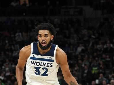 MINNEAPOLIS, MN -  NOVEMBER 30 :  Karl-Anthony Towns #32 of the Minnesota Timberwolves handles the ball during the game against the Utah Jazz on November 30, 2023 at Target Center in Minneapolis, Minnesota. NOTE TO USER: User expressly acknowledges and agrees that, by downloading and or using this Photograph, user is consenting to the terms and conditions of the Getty Images License Agreement. Mandatory Copyright Notice: Copyright 2023 NBAE (Photo by Jordan Johnson/NBAE via Getty Images)