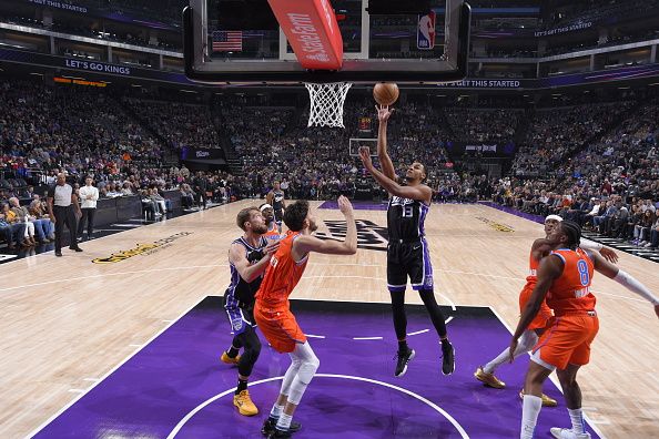 SACRAMENTO, CA - DECEMBER 14: Keegan Murray #13 of the Sacramento Kings shoots the ball during the game against the Oklahoma City Thunder on December 14, 2023 at Golden 1 Center in Sacramento, California. NOTE TO USER: User expressly acknowledges and agrees that, by downloading and or using this Photograph, user is consenting to the terms and conditions of the Getty Images License Agreement. Mandatory Copyright Notice: Copyright 2023 NBAE (Photo by Rocky Widner/NBAE via Getty Images)