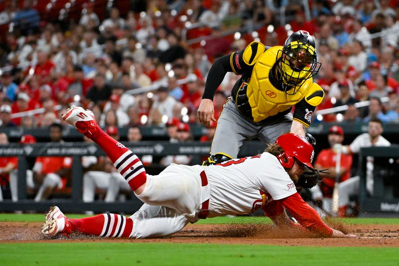 Sep 16, 2024; St. Louis, Missouri, USA;  Pittsburgh Pirates catcher Yasmani Grandal (6) tags out St. Louis Cardinals second baseman Brendan Donovan (33) during the eighth inning at Busch Stadium. Mandatory Credit: Jeff Curry-Imagn Images