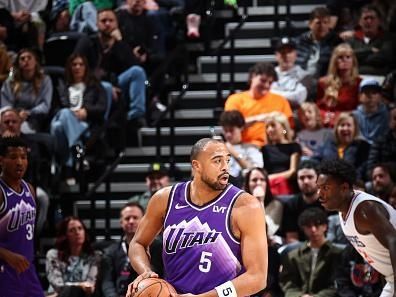 SALT LAKE CITY, UT - DECEMBER 8: Talen Horton-Tucker #5 of the Utah Jazz looks to pass the ball during the game against the LA Clippers on December 8, 2023 at vivint.SmartHome Arena in Salt Lake City, Utah. NOTE TO USER: User expressly acknowledges and agrees that, by downloading and or using this Photograph, User is consenting to the terms and conditions of the Getty Images License Agreement. Mandatory Copyright Notice: Copyright 2023 NBAE (Photo by Melissa Majchrzak/NBAE via Getty Images)