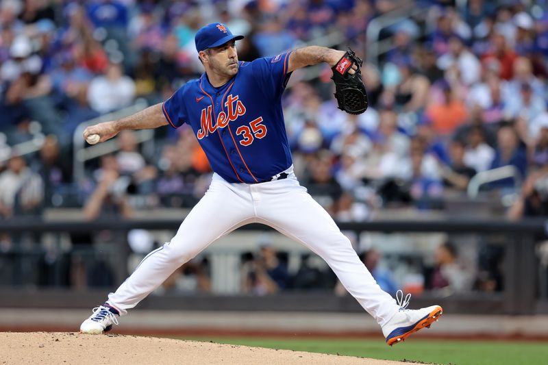 Jun 26, 2023; New York City, New York, USA; New York Mets starting pitcher Justin Verlander (35) pitches against the Milwaukee Brewers during the second inning at Citi Field. Mandatory Credit: Brad Penner-USA TODAY Sports