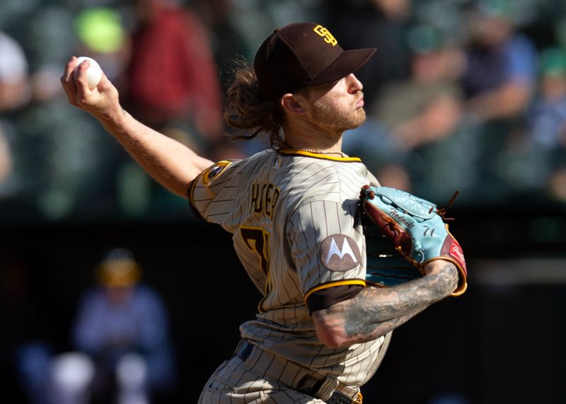 Sep 16, 2023; Oakland, California, USA; San Diego Padres pitcher Josh Hader (71) delivers a pitch against the Oakland Athletics during the ninth inning at Oakland-Alameda County Coliseum. Mandatory Credit: D. Ross Cameron-USA TODAY Sports