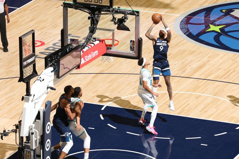 MINNEAPOLIS, MN -  NOVEMBER 4: Nickeil Alexander-Walker #9 of the Minnesota Timberwolves jump shot against the Charlotte Hornets on November 4, 2024 at Target Center in Minneapolis, Minnesota. NOTE TO USER: User expressly acknowledges and agrees that, by downloading and or using this Photograph, user is consenting to the terms and conditions of the Getty Images License Agreement. Mandatory Copyright Notice: Copyright 2024 NBAE (Photo by David Sherman/NBAE via Getty Images)