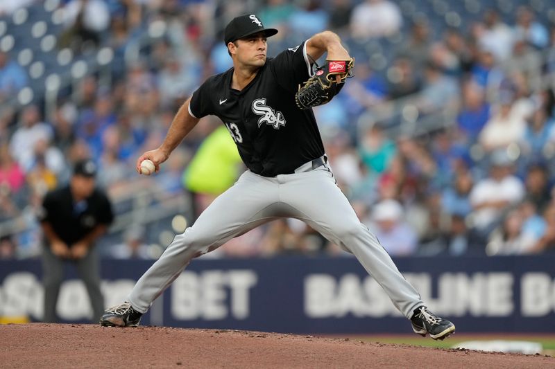 May 22, 2024; Toronto, Ontario, CAN; Chicago White Sox starting pitcher Nick Nastrini (43) pitches to the Toronto Blue Jays during the first inning at Rogers Centre. Mandatory Credit: John E. Sokolowski-USA TODAY Sports