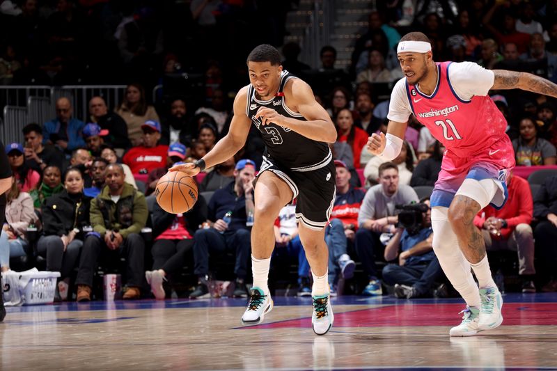 WASHINGTON, DC -? MARCH 24: Keldon Johnson #3 of the San Antonio Spurs handles the ball during the game against the Washington Wizards on March 24, 2023 at Capital One Arena in Washington, DC. NOTE TO USER: User expressly acknowledges and agrees that, by downloading and or using this Photograph, user is consenting to the terms and conditions of the Getty Images License Agreement. Mandatory Copyright Notice: Copyright 2023 NBAE (Photo by Stephen Gosling/NBAE via Getty Images)