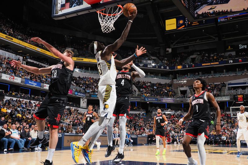 INDIANAPOLIS, IN - MARCH 4: Pascal Siakam #43 of the Indiana Pacers drives to the basket during the game against the Houston Rockets on March 4, 2025 at Gainbridge Fieldhouse in Indianapolis, Indiana. NOTE TO USER: User expressly acknowledges and agrees that, by downloading and or using this Photograph, user is consenting to the terms and conditions of the Getty Images License Agreement. Mandatory Copyright Notice: Copyright 2025 NBAE (Photo by Ron Hoskins/NBAE via Getty Images)