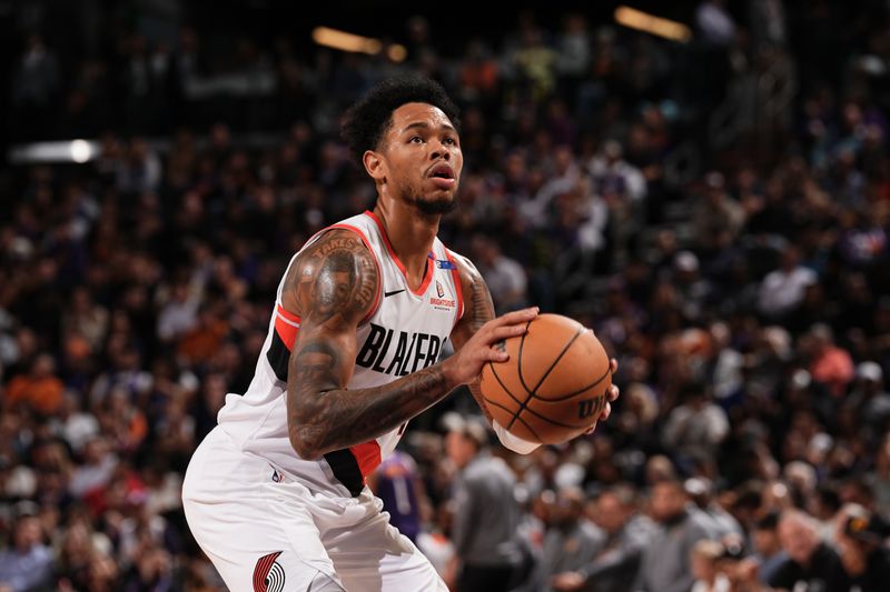 PHOENIX, AZ - NOVEMBER 2: Anfernee Simons #1 of the Portland Trail Blazers free throw during the game against the Phoenix Suns on November 2, 2024 at Footprint Center in Phoenix, Arizona. NOTE TO USER: User expressly acknowledges and agrees that, by downloading and or using this photograph, user is consenting to the terms and conditions of the Getty Images License Agreement. Mandatory Copyright Notice: Copyright 2024 NBAE (Photo by Kate Frese/NBAE via Getty Images)