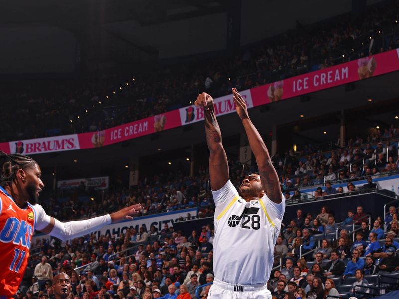 OKLAHOMA CITY, OK - DECEMBER 3: Brice Sensabaugh #28 of the Utah Jazz shoots a three point basket during the game against the Oklahoma City Thunder during the Emirates NBA Cup game on on December 3, 2024 at Paycom Center in Oklahoma City, Oklahoma. NOTE TO USER: User expressly acknowledges and agrees that, by downloading and or using this photograph, User is consenting to the terms and conditions of the Getty Images License Agreement. Mandatory Copyright Notice: Copyright 2024 NBAE (Photo by Zach Beeker/NBAE via Getty Images)