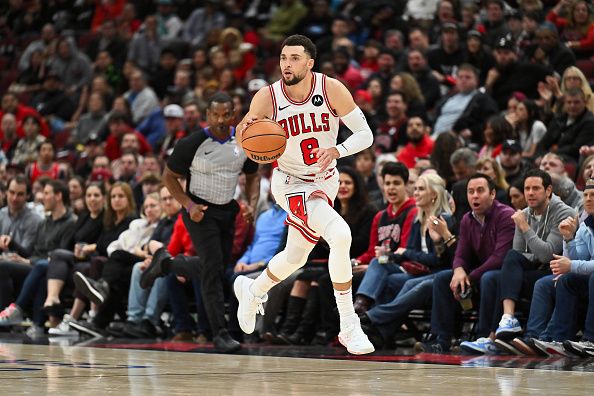 CHICAGO, ILLINOIS - NOVEMBER 15:  Zach Lavine #8 of the Chicago Bulls controls the ball against the Orlando Magic on November 15, 2023 at United Center in Chicago, Illinois.   NOTE TO USER: User expressly acknowledges and agrees that, by downloading and or using this photograph, User is consenting to the terms and conditions of the Getty Images License Agreement.  (Photo by Jamie Sabau/Getty Images)