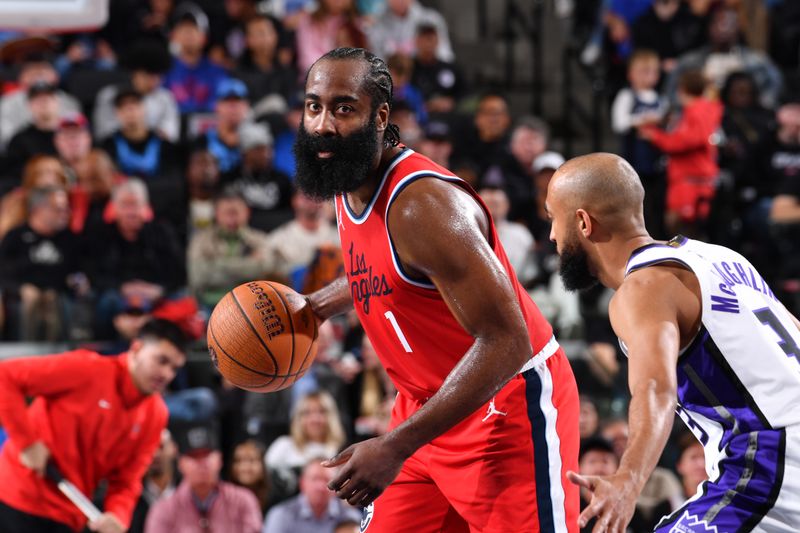 INGLEWOOD, CA - NOVEMBER 22: James Harden #1 of the LA Clippers dribbles the ball during the game against the Sacramento Kings during the Emirates NBA Cup game on November 22, 2024 at the Intuit Dome in Los Angeles, California. NOTE TO USER: User expressly acknowledges and agrees that, by downloading and/or using this Photograph, user is consenting to the terms and conditions of the Getty Images License Agreement. Mandatory Copyright Notice: Copyright 2024 NBAE (Photo by Juan Ocampo/NBAE via Getty Images)