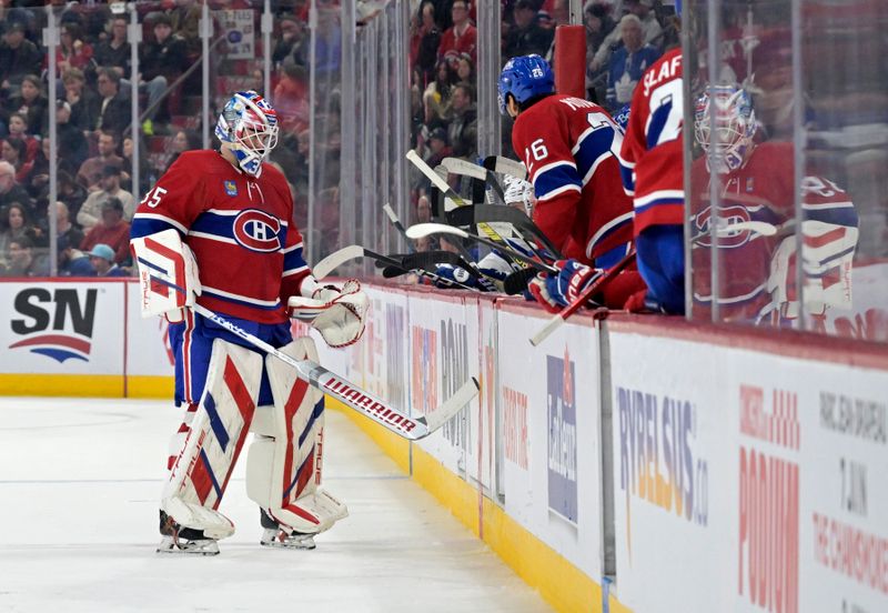 Apr 6, 2024; Montreal, Quebec, CAN; Montreal Canadiens goalie Sam Montembeault (35) is pulled from the game against the Toronto Maple Leafs during the second period at the Bell Centre. Mandatory Credit: Eric Bolte-USA TODAY Sports