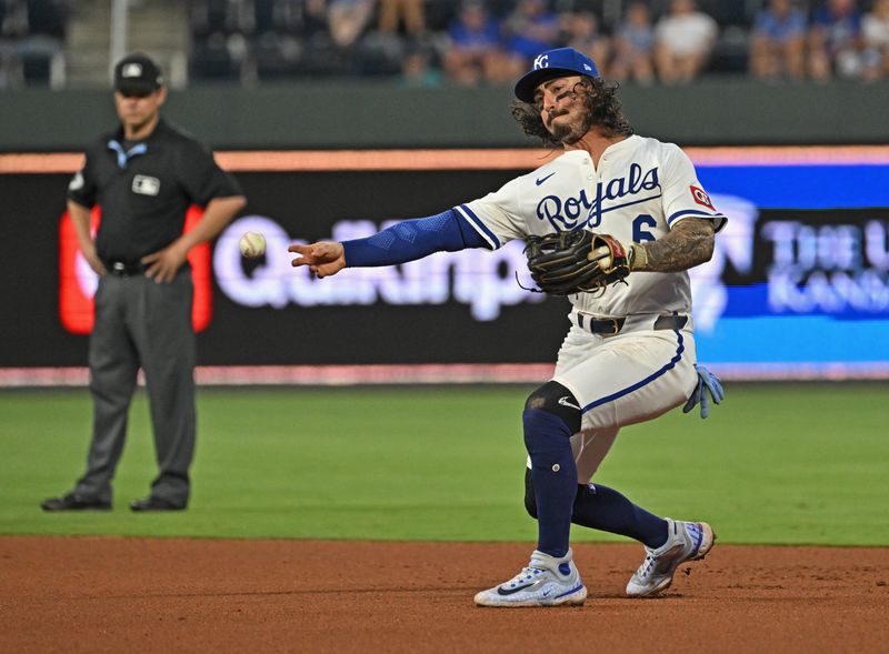 Jun 24, 2025; Kansas City, Missouri, USA;  Kansas City Royals second baseman Jonathan India (6) throws to first base for an out in the ninth inning against the Tampa Bay Rays at Kauffman Stadium. Mandatory Credit: Peter Aiken-Imagn Images