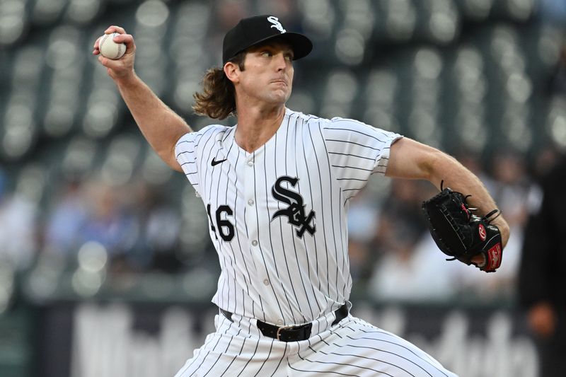 May 28, 2024; Chicago, Illinois, USA;  Chicago White Sox pitcher Jake Woodford (46) pitches in the first inning against the Toronto Blue Jays at Guaranteed Rate Field. Woodford is making his season debut. Mandatory Credit: Jamie Sabau-USA TODAY Sports