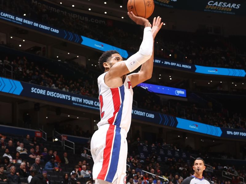 WASHINGTON, DC -? NOVEMBER 17:  Tobias Harris #12 of the Detroit Pistons shoots the ball during the game against the Washington Wizards on November 17, 2024 at Capital One Arena in Washington, DC. NOTE TO USER: User expressly acknowledges and agrees that, by downloading and or using this Photograph, user is consenting to the terms and conditions of the Getty Images License Agreement. Mandatory Copyright Notice: Copyright 2024 NBAE (Photo by Kenny Giarla/NBAE via Getty Images)