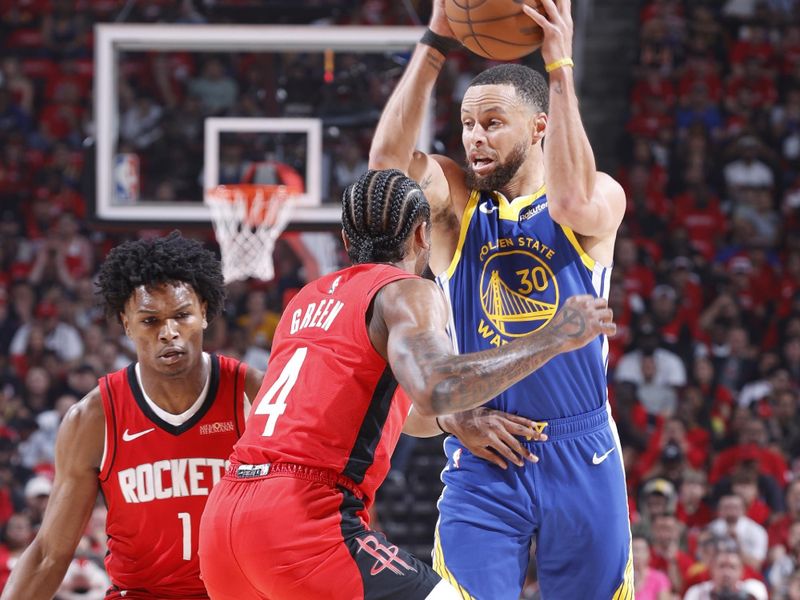HOUSTON, TX - APRIL 20: Stephen Curry #30 of the Golden State Warriors handles the ball during the game against the Houston Rockets during Round One Game One of the 2025 NBA Playoffs on April 20, 2025 at the Toyota Center in Houston, Texas. NOTE TO USER: User expressly acknowledges and agrees that, by downloading and or using this photograph, User is consenting to the terms and conditions of the Getty Images License Agreement. Mandatory Copyright Notice: Copyright 2025 NBAE (Photo by Logan Riely/NBAE via Getty Images)